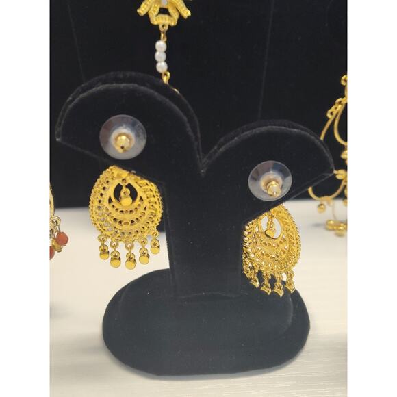 Vintage Inspired Boho Lot of Gold-Tone Jewelry Necklace And Earrings Crystals - Picture 3 of 12